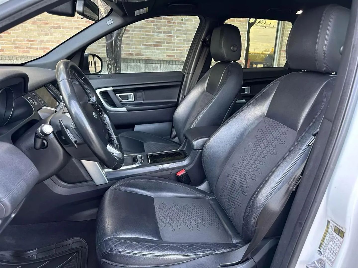 Photo 24 of 2016 Land Rover Discovery Sport SE for sale in Katy, TX
