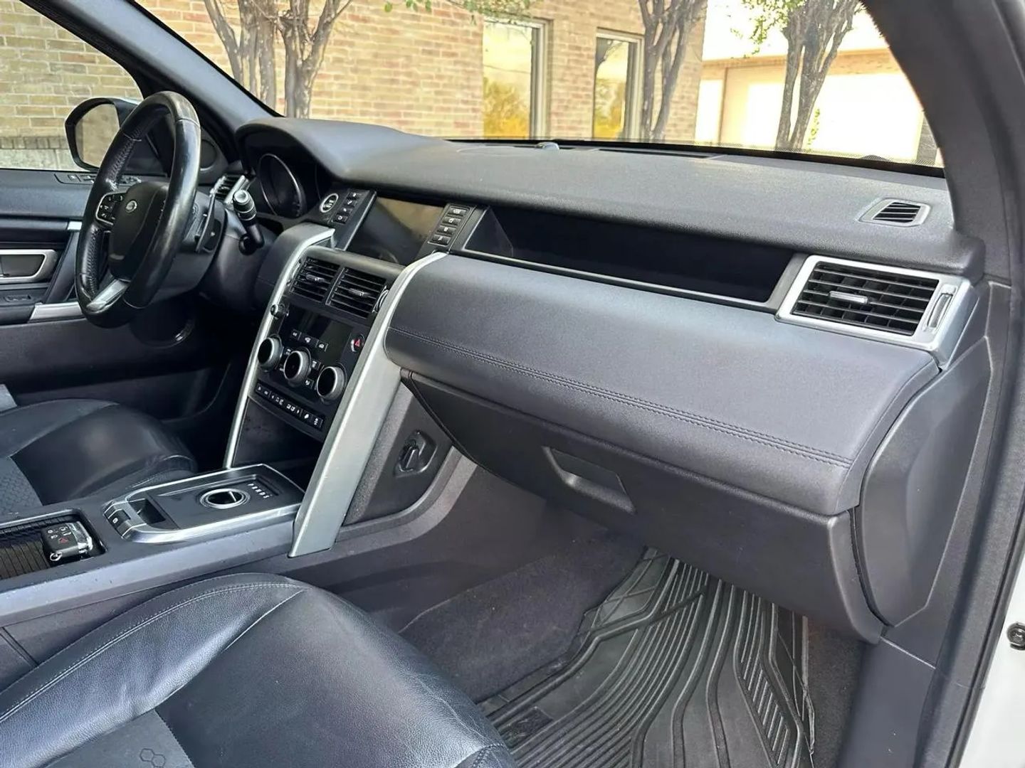 Photo 40 of 2016 Land Rover Discovery Sport SE for sale in Katy, TX