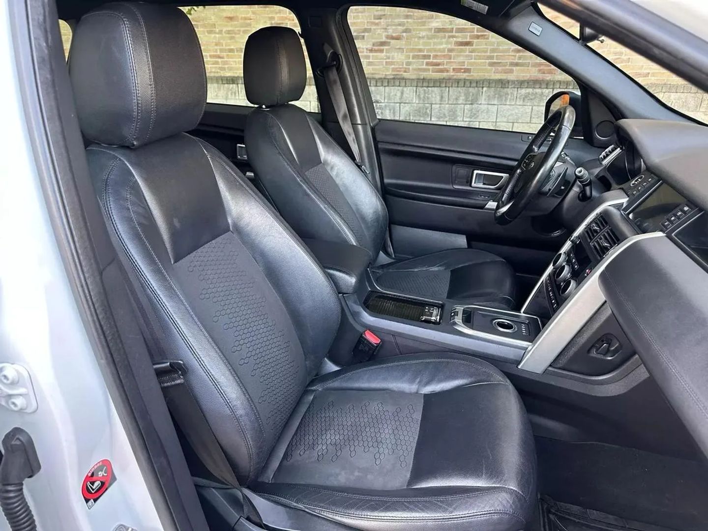 Photo 41 of 2016 Land Rover Discovery Sport SE for sale in Katy, TX