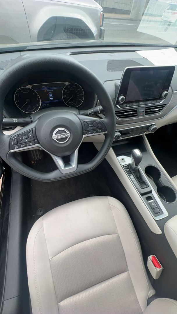 Photo 21 of 2025 Nissan Altima SV for sale in Houston, TX