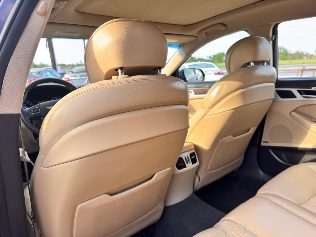 Photo 16 of 2015 Hyundai Genesis 3.8l for sale in Spring, TX