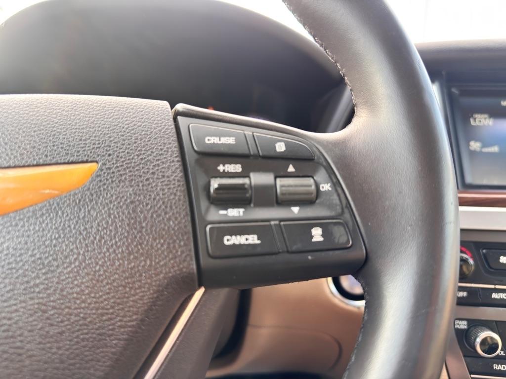 Photo 31 of 2015 Hyundai Genesis 3.8l for sale in Spring, TX