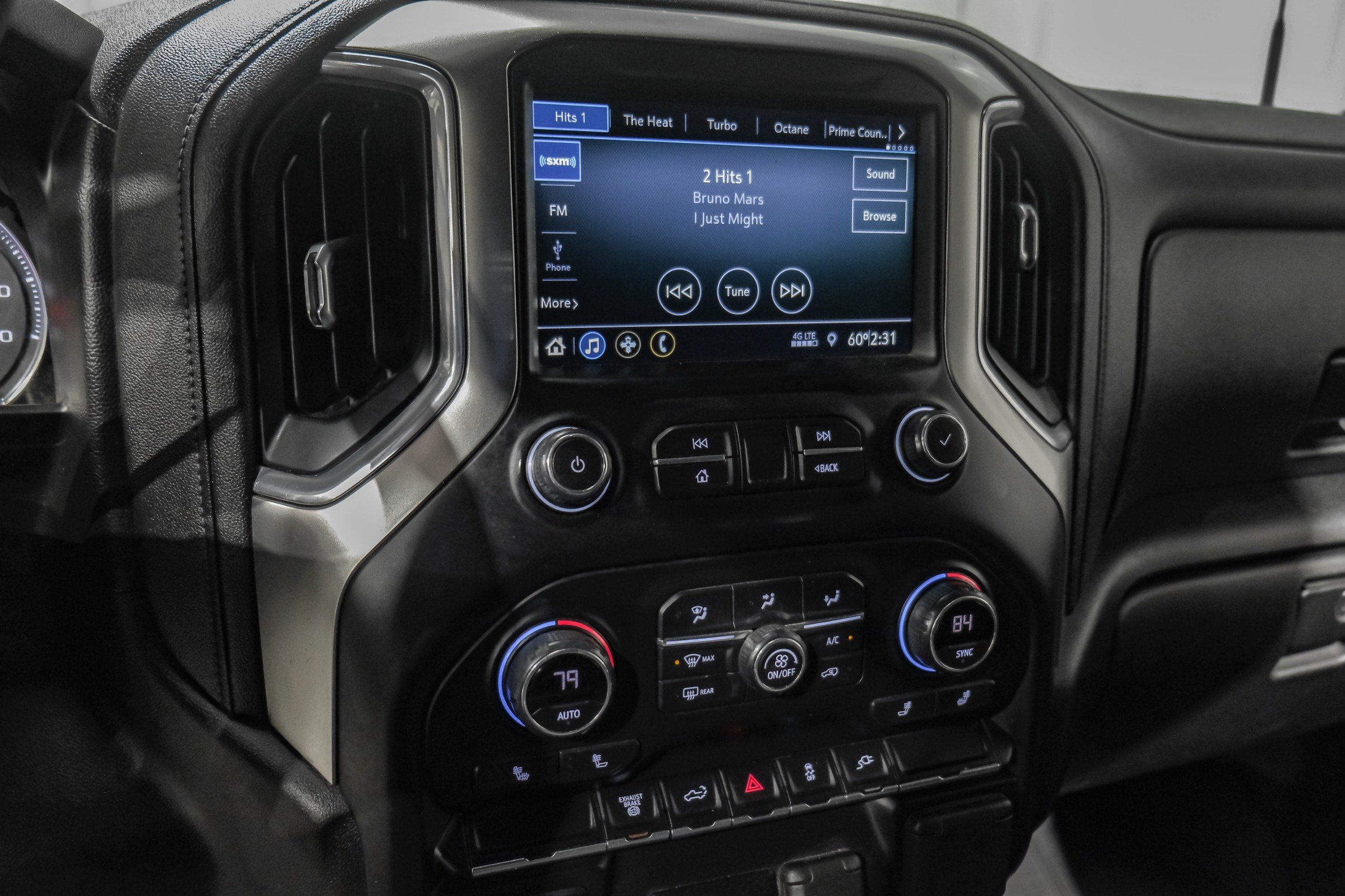 Photo 23 of 2021 Chevrolet Silverado LT for sale in Katy, TX