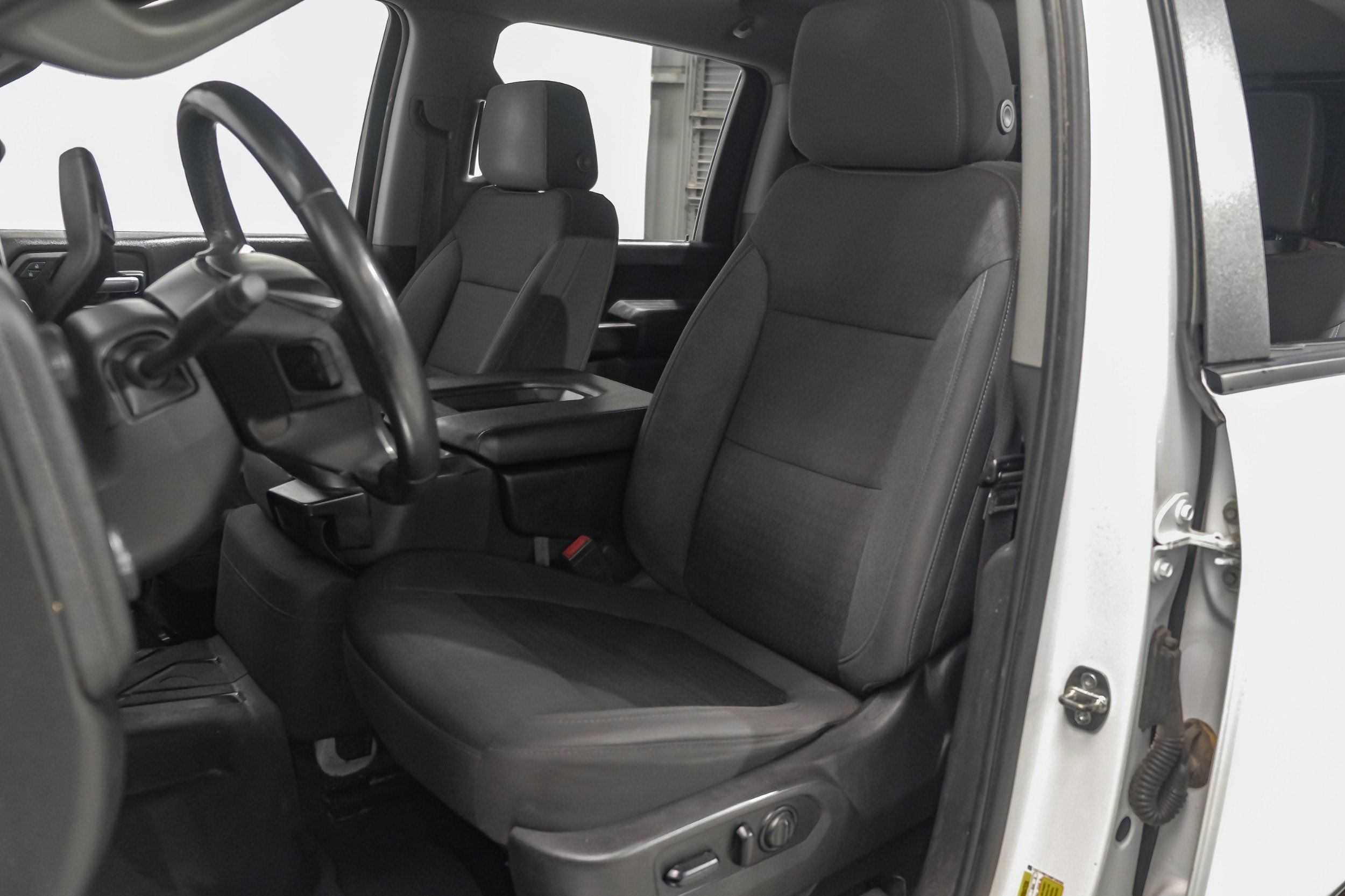 Photo 28 of 2021 Chevrolet Silverado LT for sale in Katy, TX