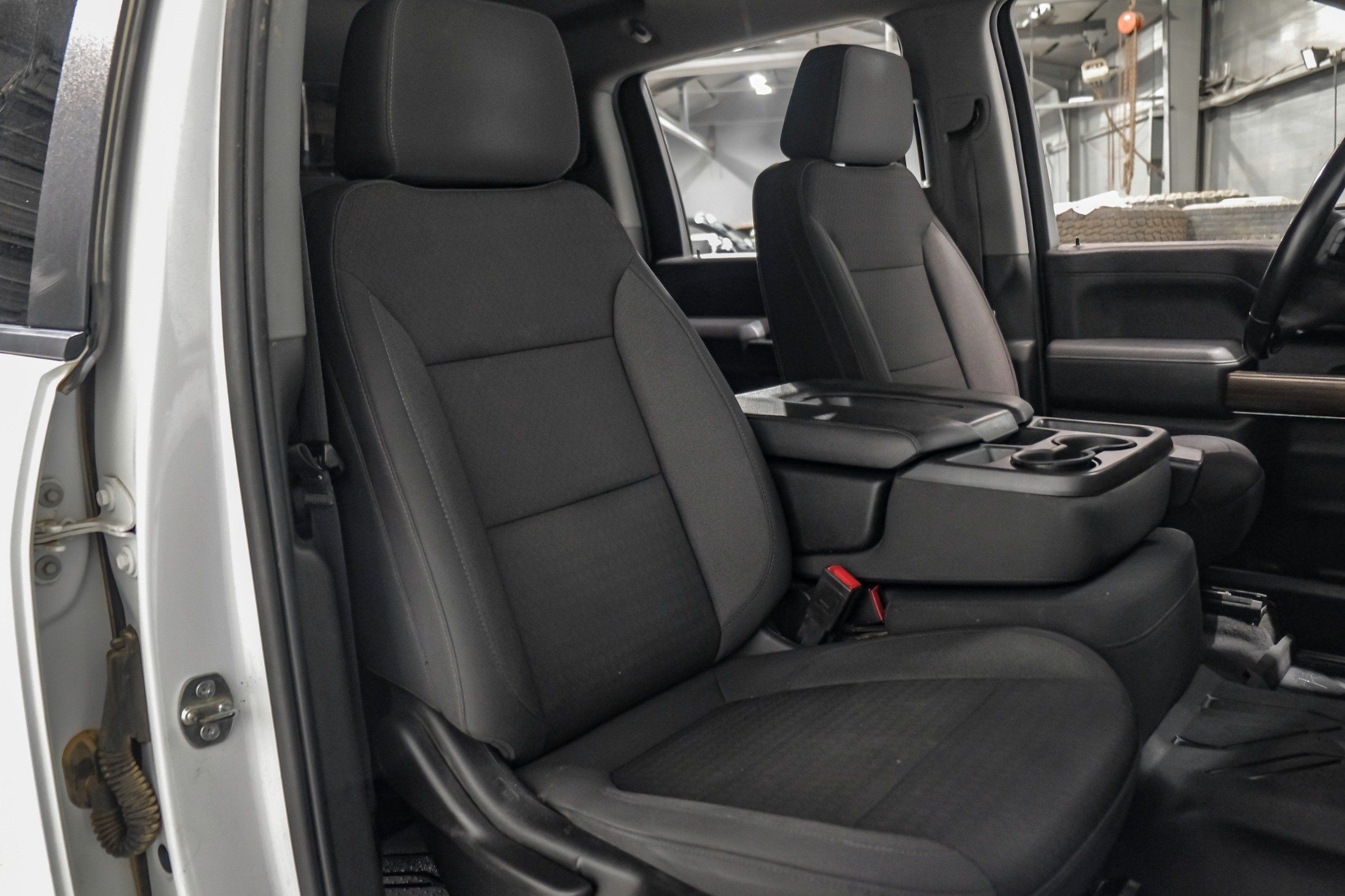 Photo 30 of 2021 Chevrolet Silverado LT for sale in Katy, TX