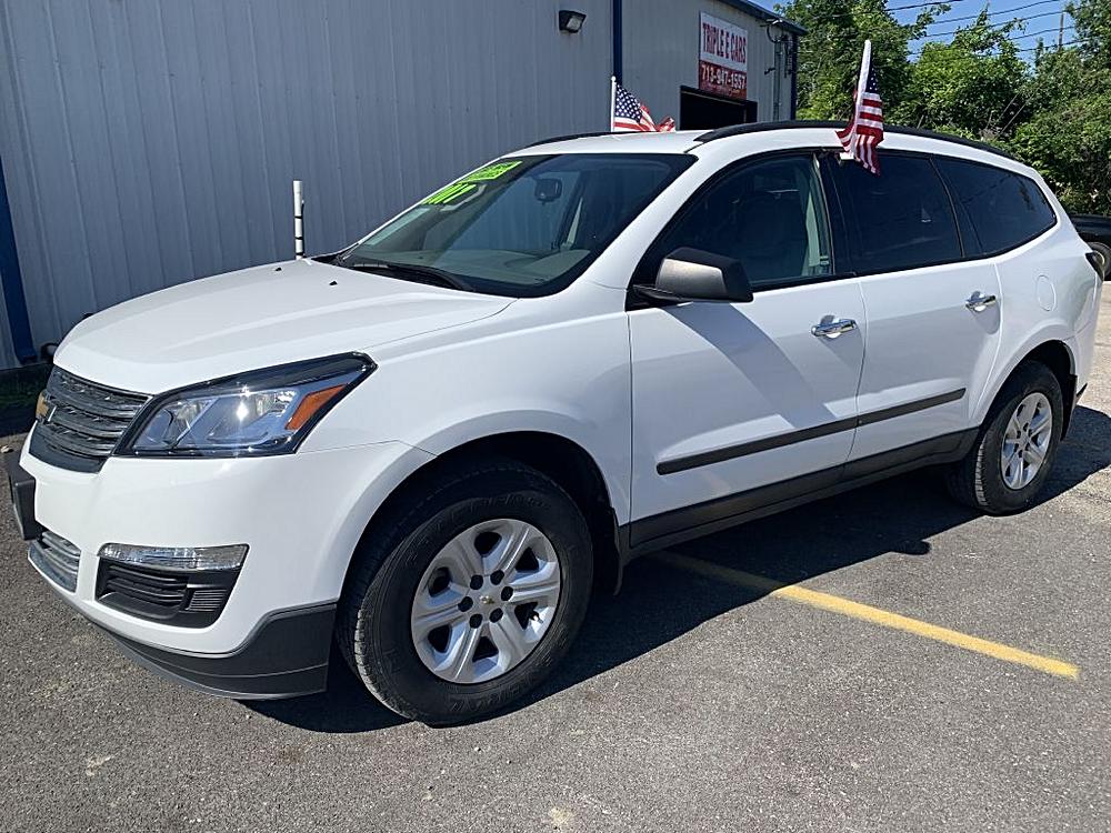 Photo 2 of 2017 Chevrolet Traverse LS for sale in Cypress, TX