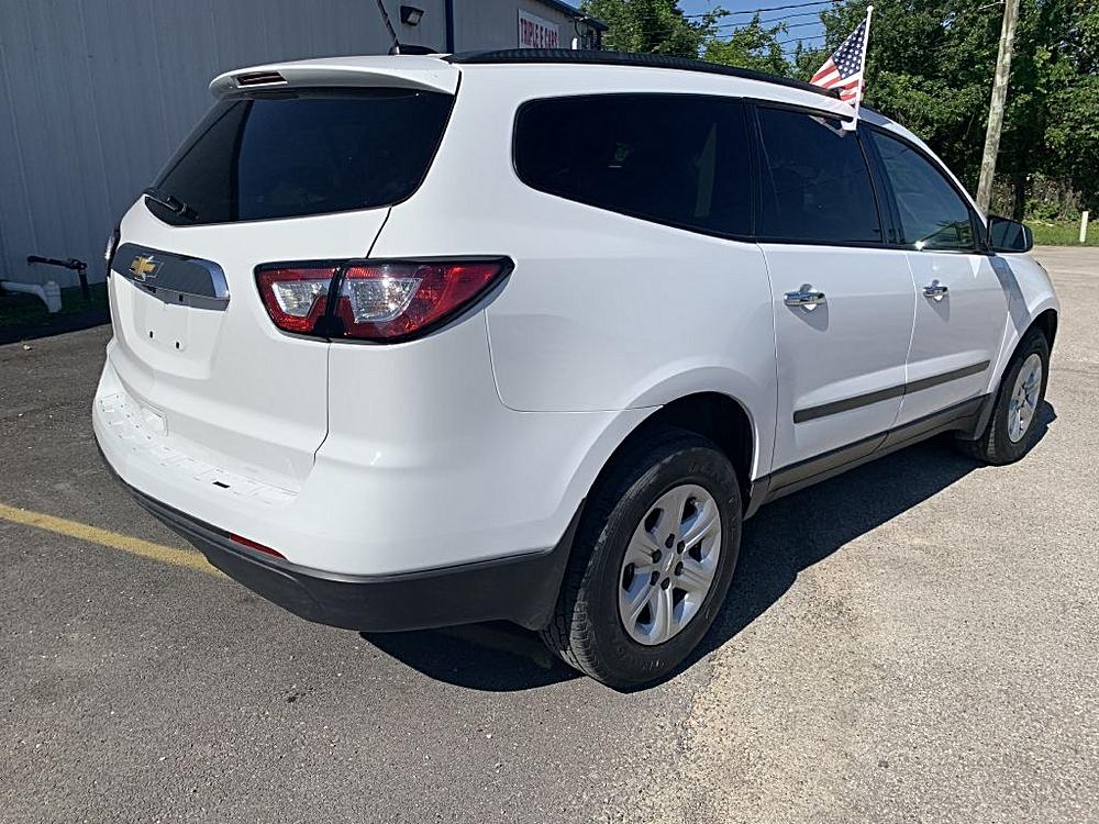 Photo 4 of 2017 Chevrolet Traverse LS for sale in Cypress, TX