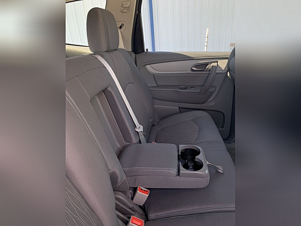 Photo 19 of 2017 Chevrolet Traverse LS for sale in Cypress, TX