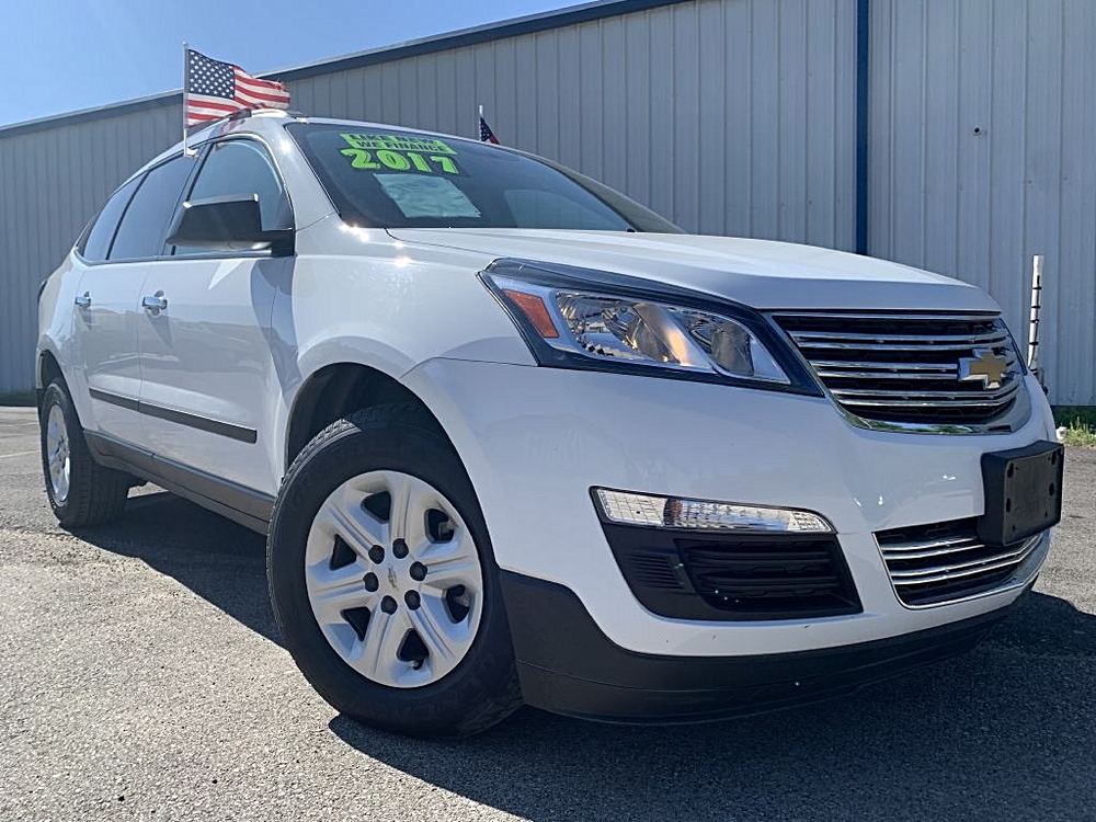 Photo 20 of 2017 Chevrolet Traverse LS for sale in Cypress, TX