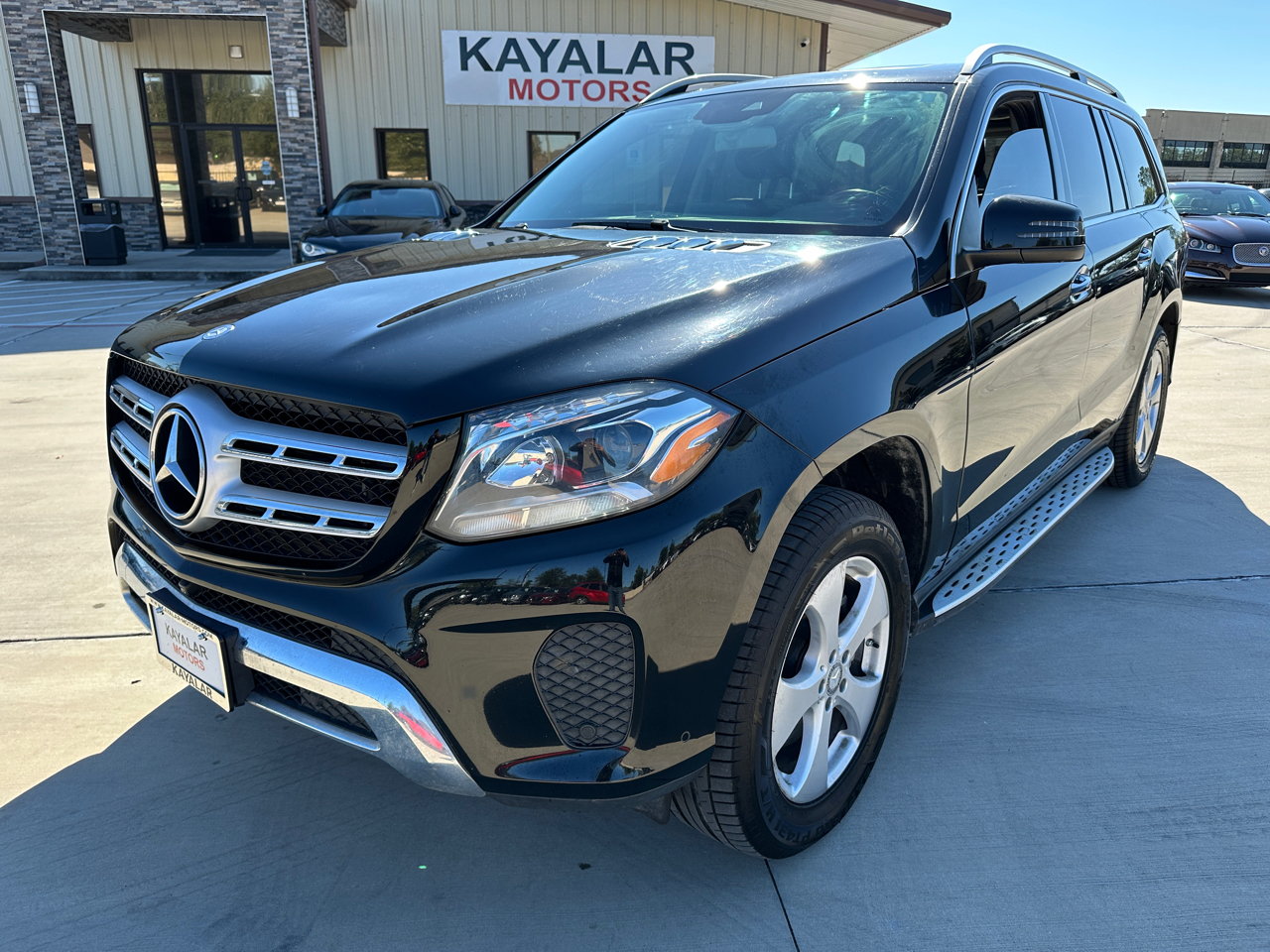 Photo 2 of 2017 Mercedes-Benz Gls-Class GLS450 4MATIC for sale in Houston, TX