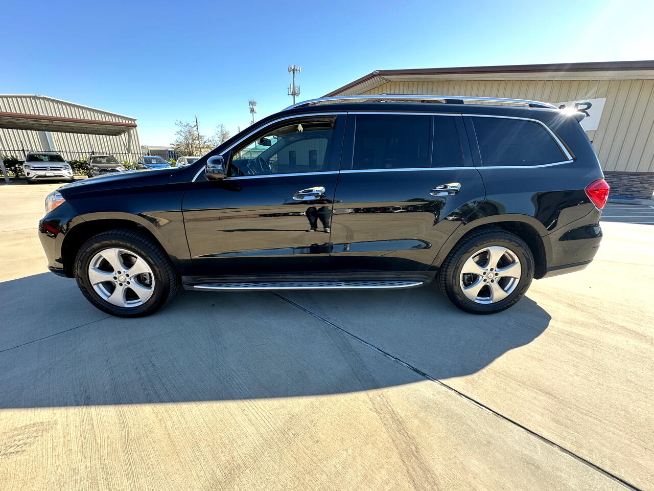 Photo 3 of 2017 Mercedes-Benz Gls-Class GLS450 4MATIC for sale in Houston, TX