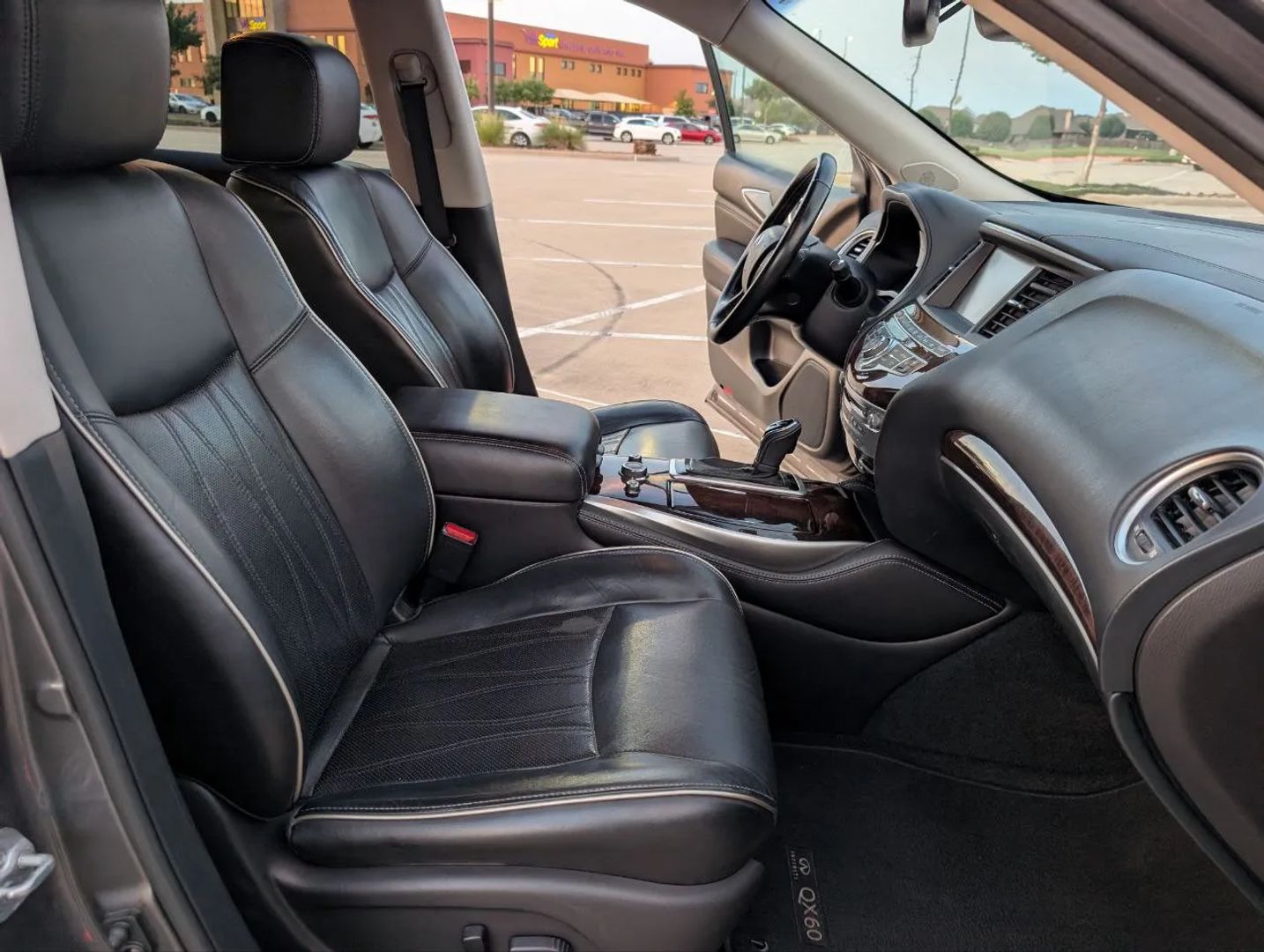 Photo 70 of 2016 Infiniti Qx60 Wagon for sale in Katy, TX
