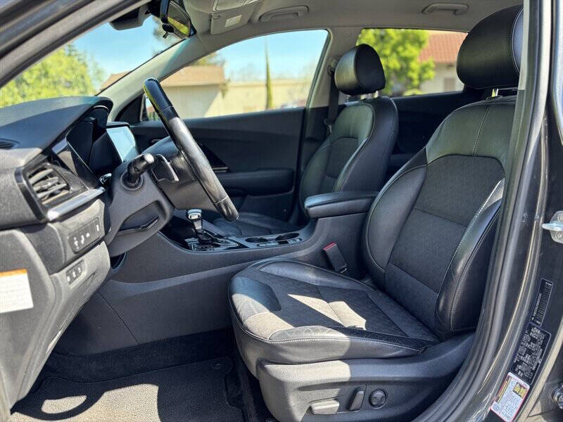 Photo 11 of 2022 Kia Niro EX for sale in Cypress, TX