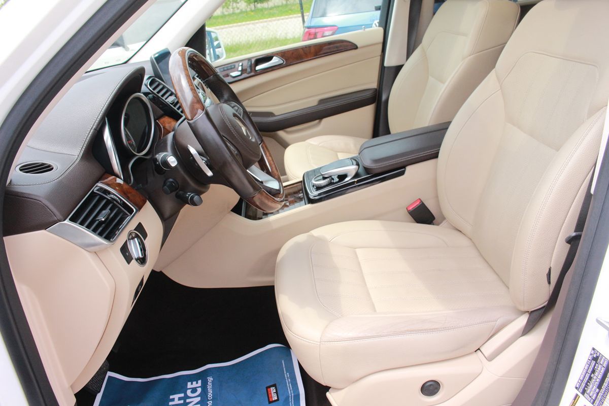 Photo 16 of 2017 Mercedes-Benz Gls-Class Premium Package for sale in Cypress, TX
