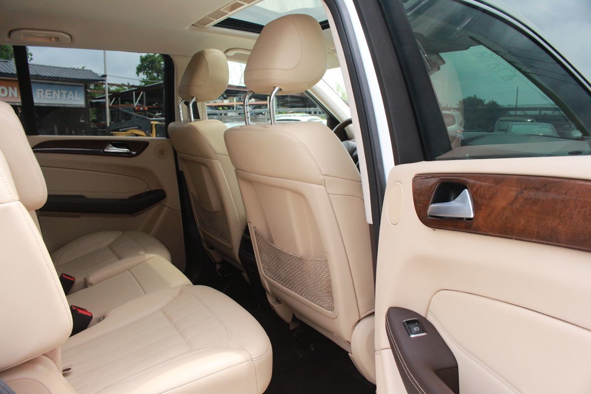 Photo 66 of 2017 Mercedes-Benz Gls-Class Premium Package for sale in Cypress, TX