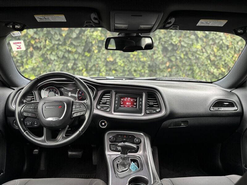 Photo 10 of 2016 Dodge Challenger La for sale in Cypress, TX