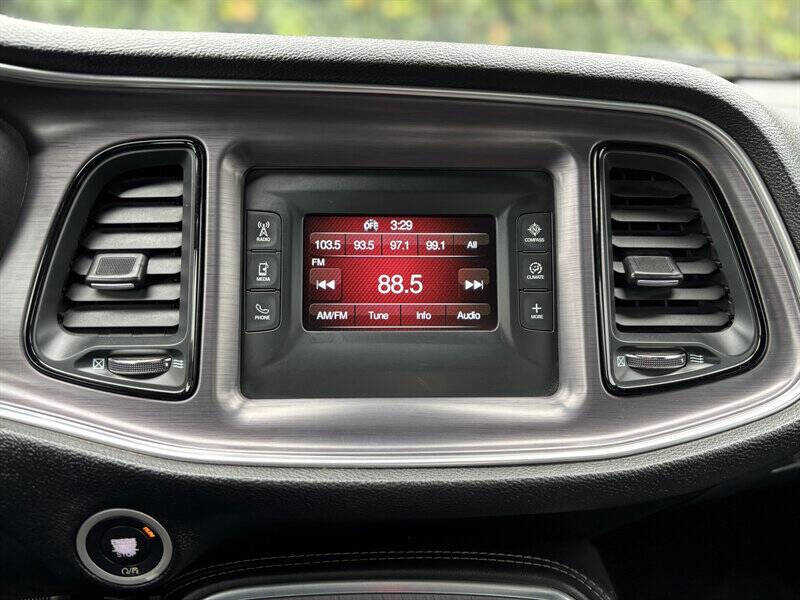 Photo 16 of 2016 Dodge Challenger La for sale in Cypress, TX