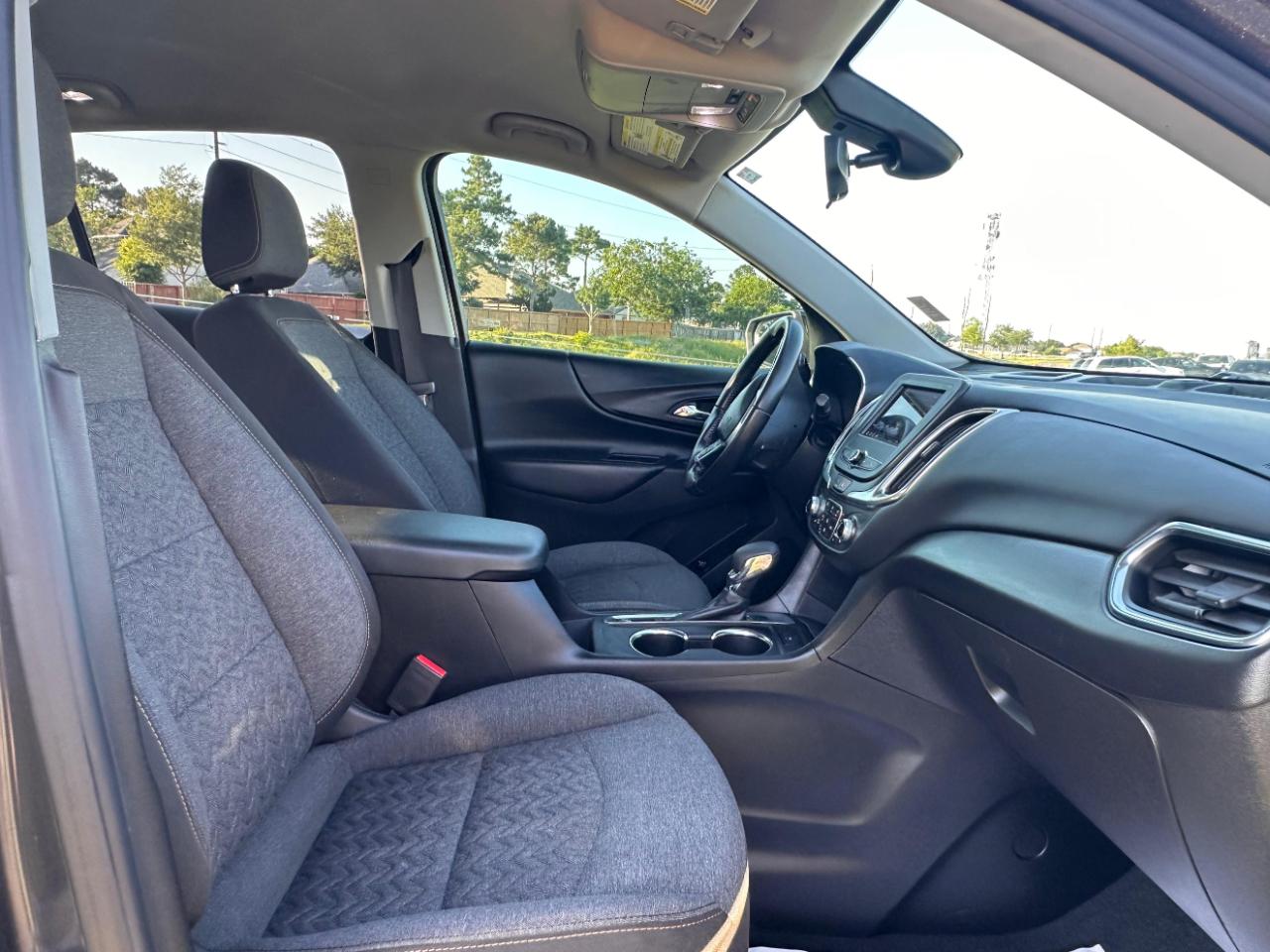 Photo 31 of 2022 Chevrolet Equinox LT 1.5 2WD for sale in Katy, TX