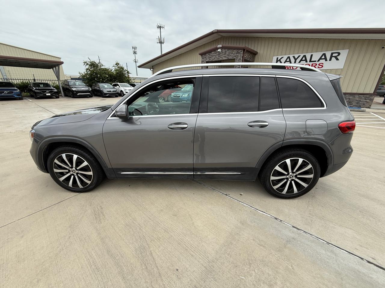 Photo 3 of 2022 Mercedes-Benz Glb-Class GLB 250 for sale in Houston, TX