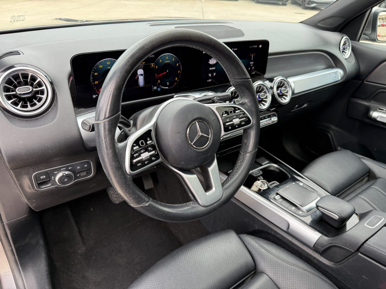 Photo 8 of 2022 Mercedes-Benz Glb-Class GLB 250 for sale in Houston, TX