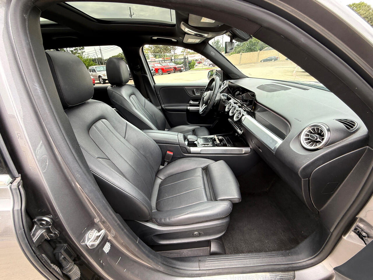 Photo 14 of 2022 Mercedes-Benz Glb-Class GLB 250 for sale in Houston, TX