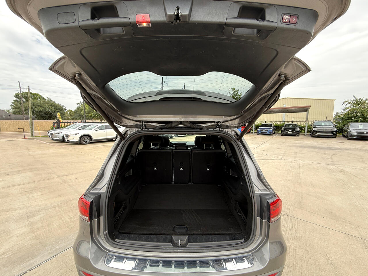 Photo 16 of 2022 Mercedes-Benz Glb-Class GLB 250 for sale in Houston, TX