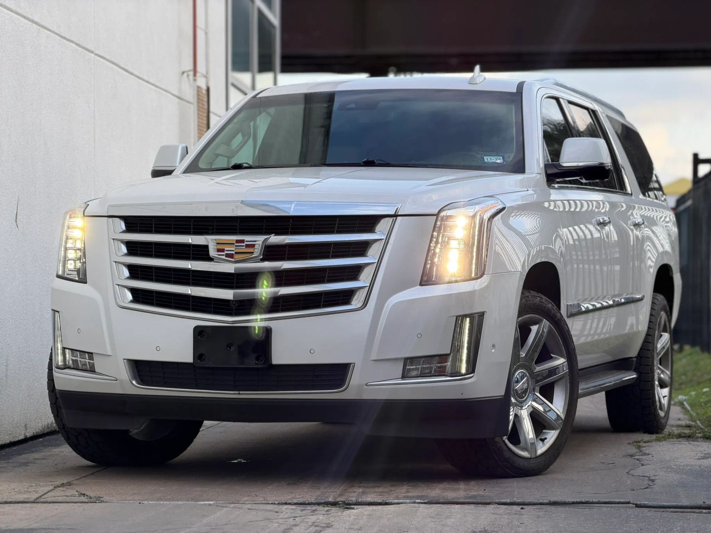 Photo 3 of 2018 Cadillac Escalade Esv Esv for sale in Houston, TX