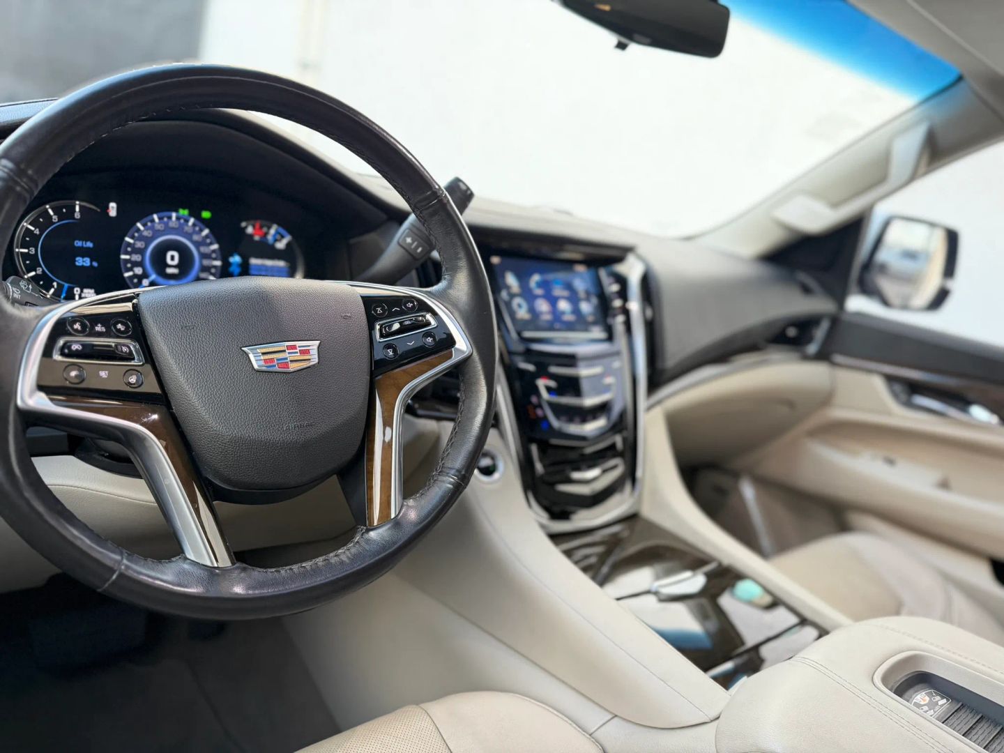 Photo 19 of 2018 Cadillac Escalade Esv Esv for sale in Houston, TX