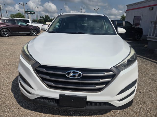 Photo 2 of 2016 Hyundai Tucson SE for sale in Houston, TX