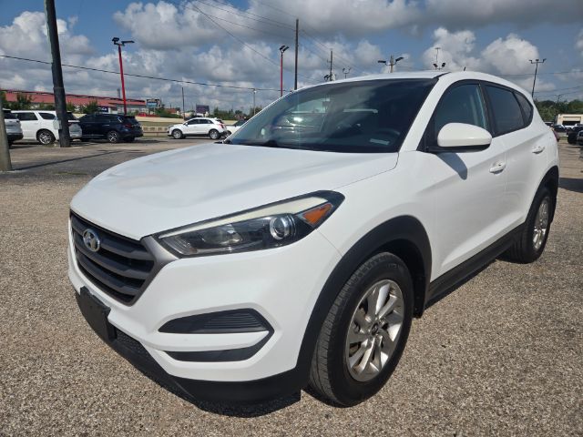 Photo 3 of 2016 Hyundai Tucson SE for sale in Houston, TX