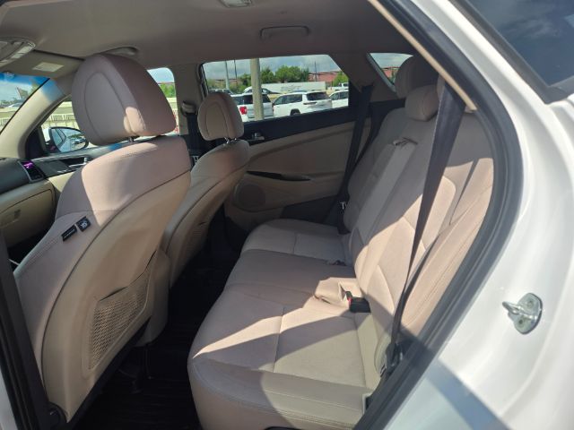 Photo 11 of 2016 Hyundai Tucson SE for sale in Houston, TX