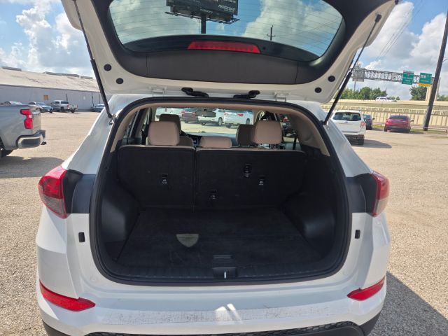 Photo 19 of 2016 Hyundai Tucson SE for sale in Houston, TX