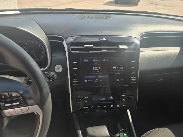 Photo 16 of 2016 Hyundai Tucson SE for sale in Houston, TX