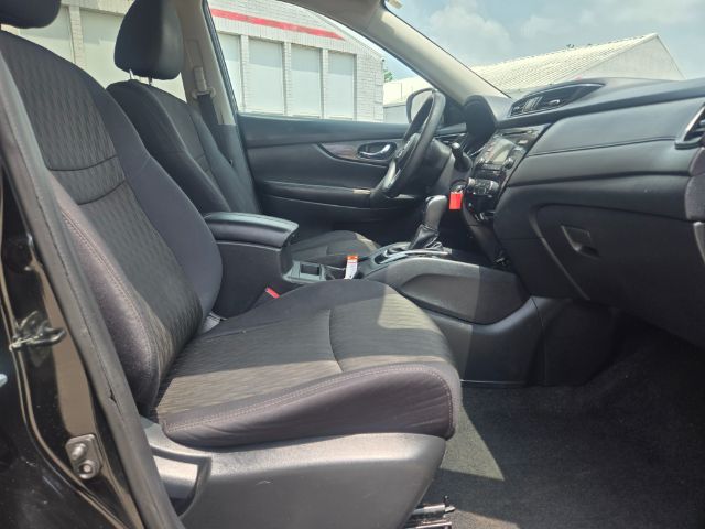 Photo 6 of 2017 Nissan Rogue Wagon for sale in Houston, TX