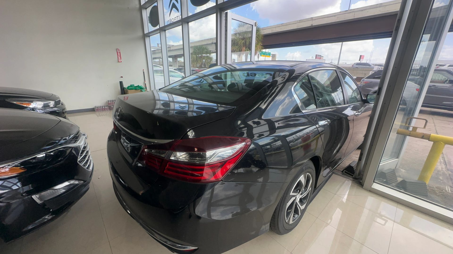 Photo 12 of 2017 Honda Accord LX for sale in Houston, TX