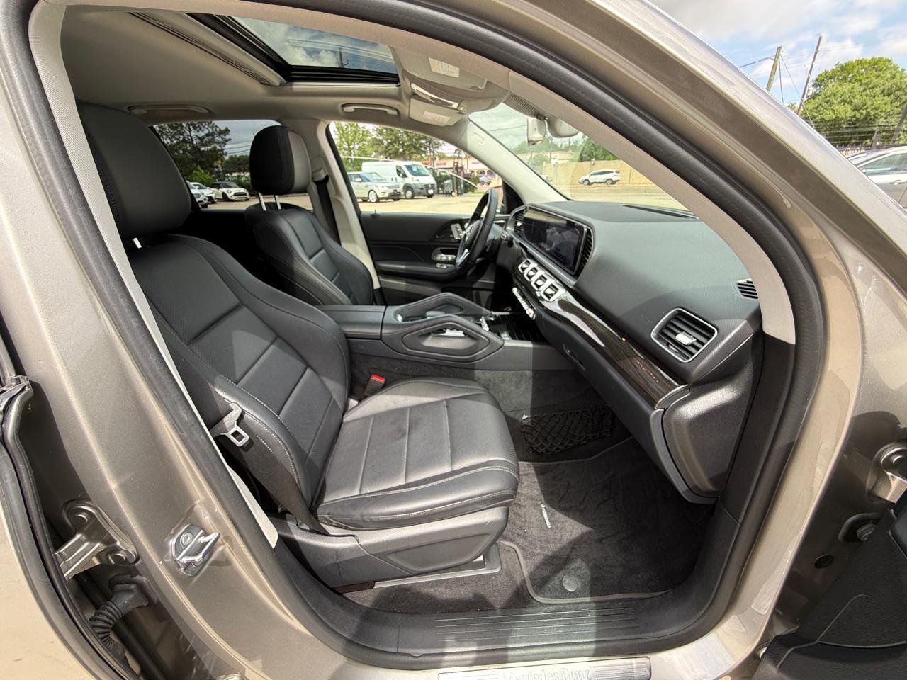 Photo 25 of 2020 Mercedes-Benz Gle-Class Gle350 4MATIC for sale in Houston, TX
