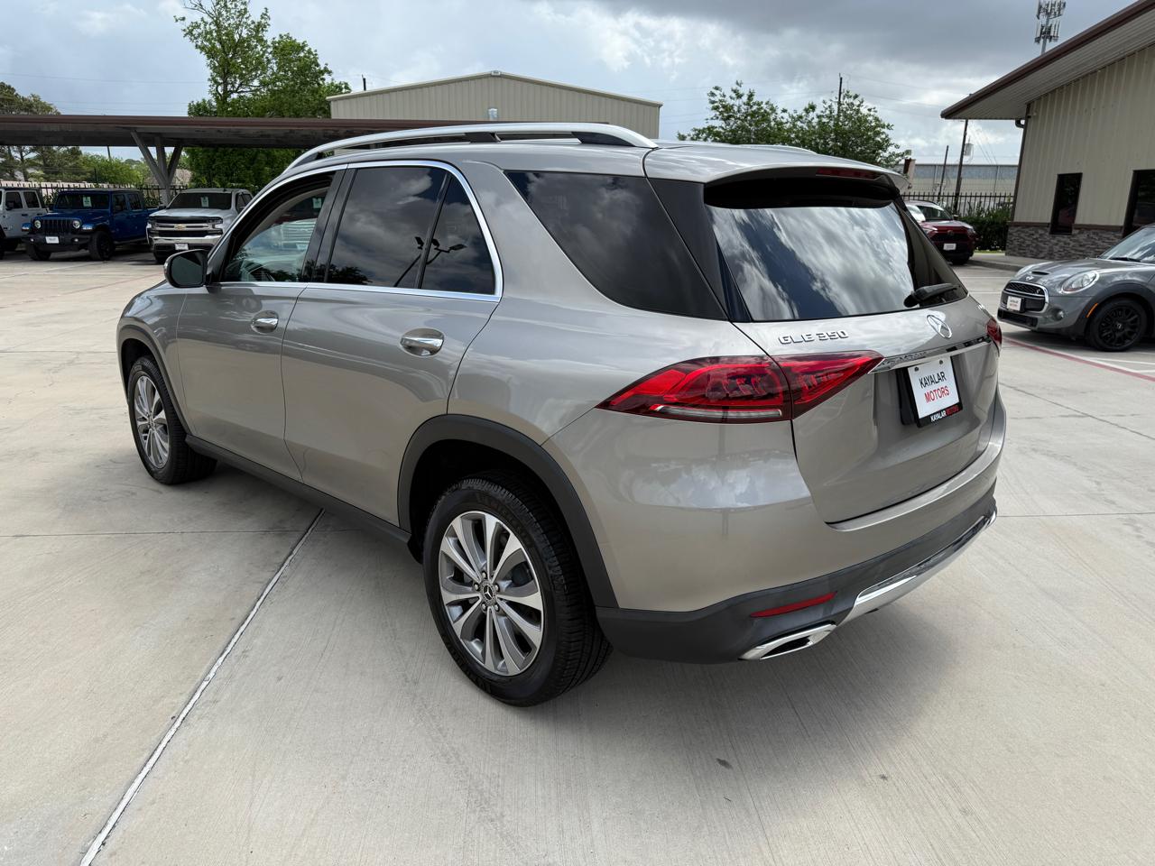 Photo 8 of 2020 Mercedes-Benz Gle-Class Gle350 4MATIC for sale in Houston, TX