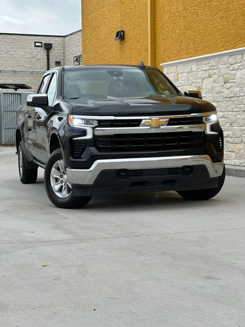 Photo 3 of 2023 Chevrolet Silverado LT for sale in Houston, TX