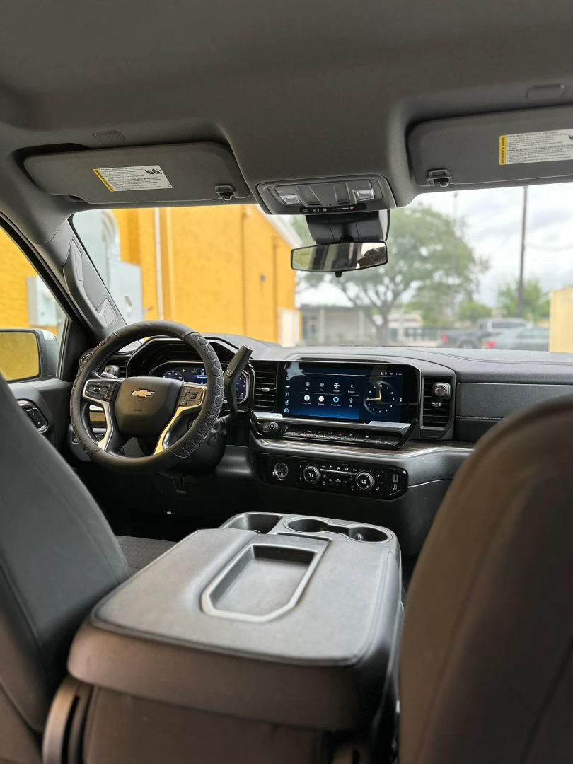 Photo 21 of 2023 Chevrolet Silverado LT for sale in Houston, TX