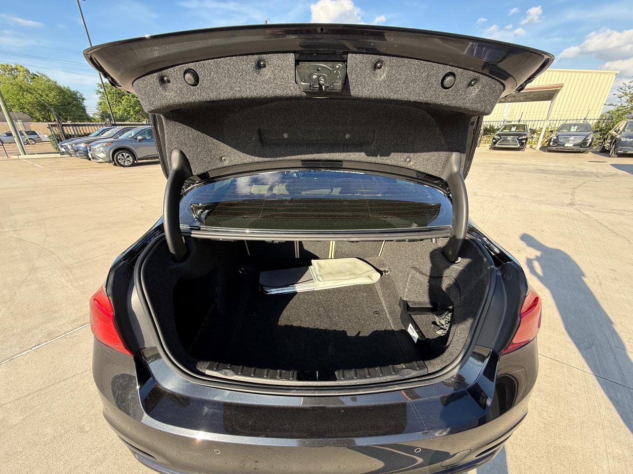 Photo 31 of 2017 BMW 330i 3-series for sale in Houston, TX