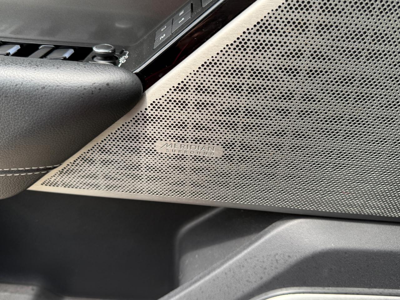 Photo 31 of 2018 Land Rover Range Rover Velar S for sale in Houston, TX