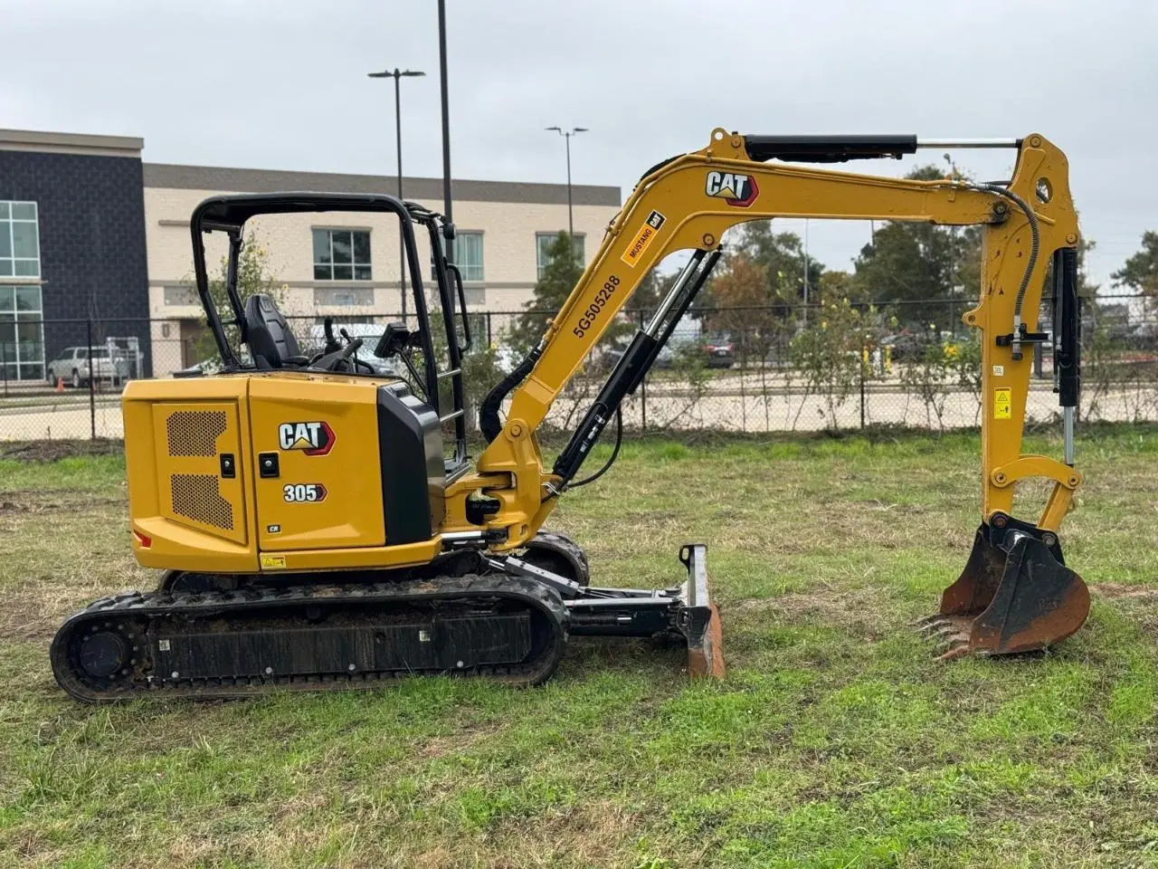 Photo 3 of 2024 Caterpillar 305.5D Compact Excavator for sale in Katy, TX