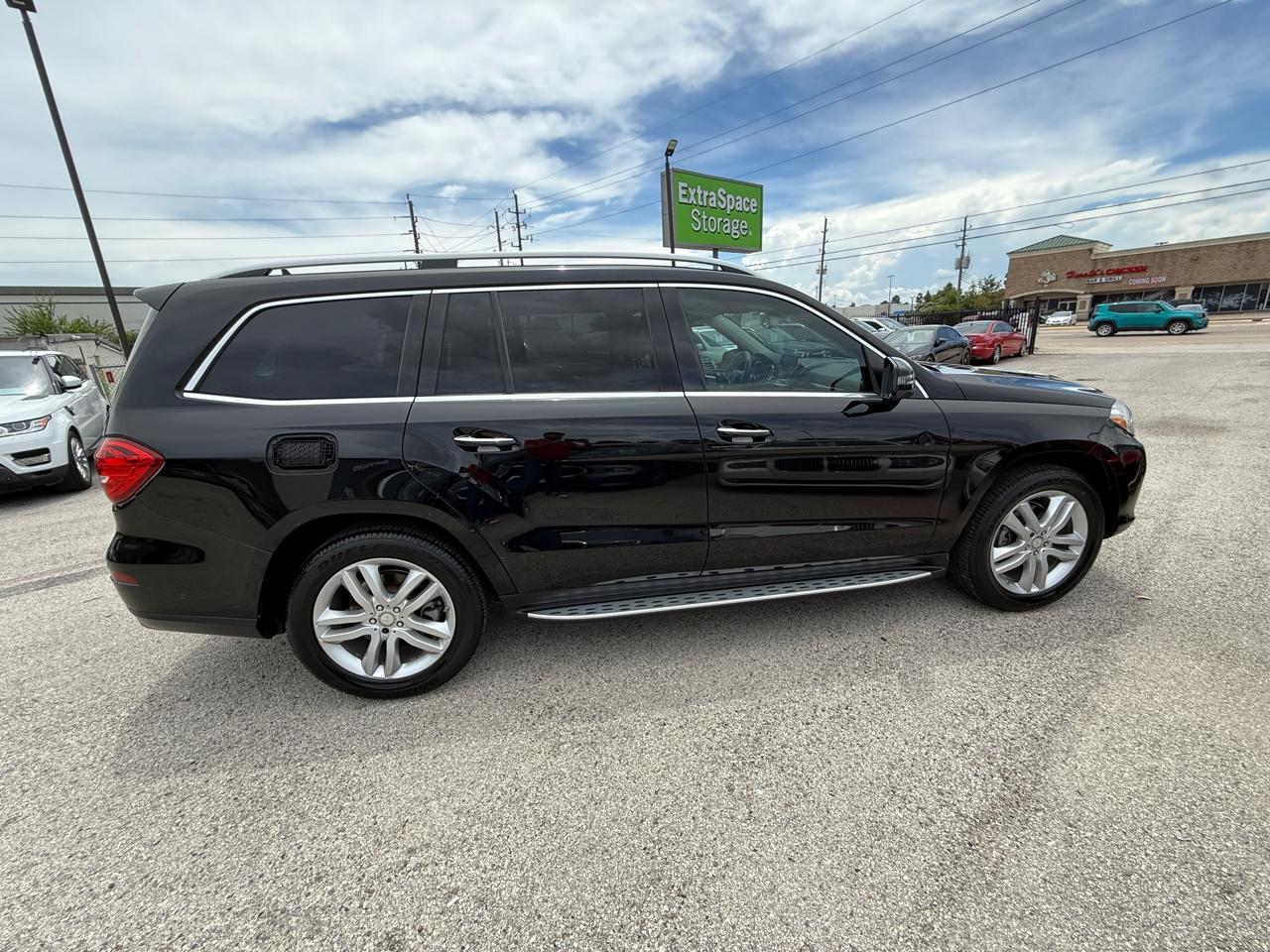 Photo 13 of 2017 Mercedes-Benz Gls-Class Gls450 4MATIC for sale in Houston, TX
