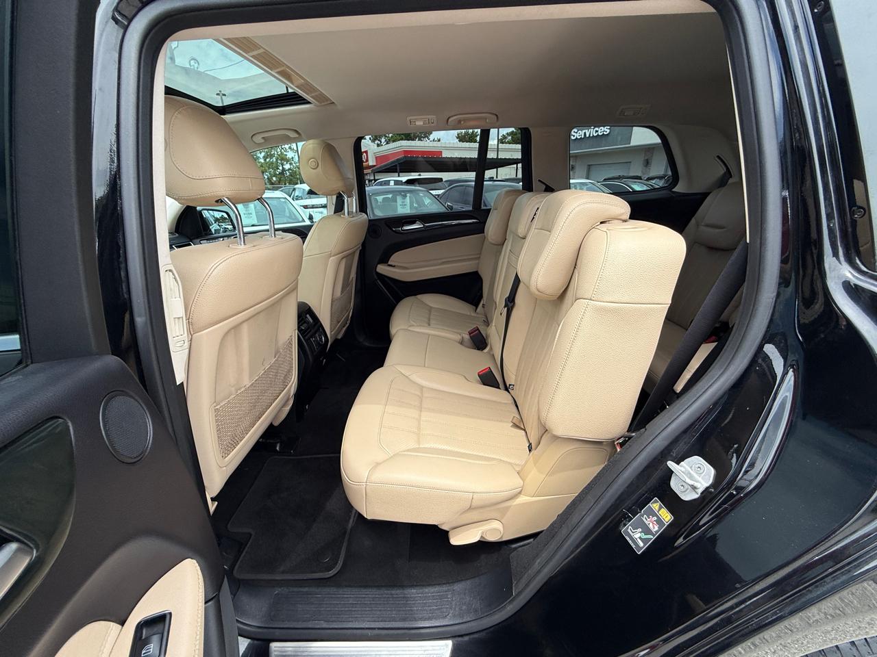 Photo 22 of 2017 Mercedes-Benz Gls-Class Gls450 4MATIC for sale in Houston, TX