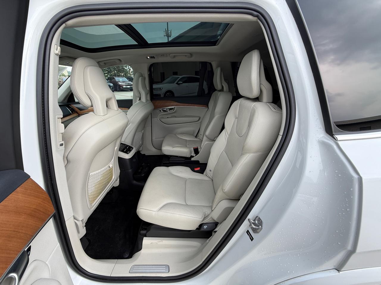 Photo 18 of 2021 Volvo Xc90 Momentum for sale in Houston, TX