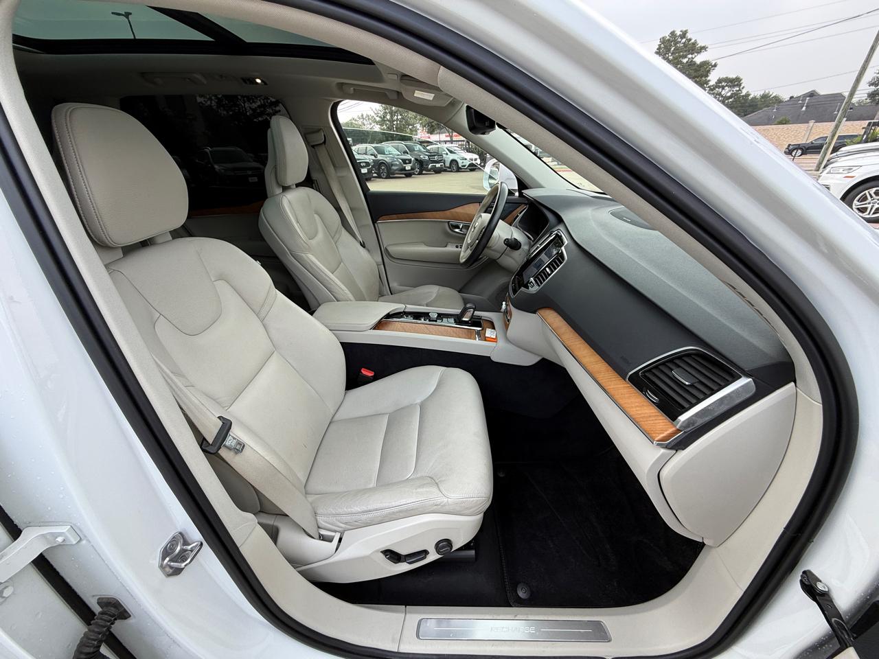 Photo 26 of 2021 Volvo Xc90 Momentum for sale in Houston, TX