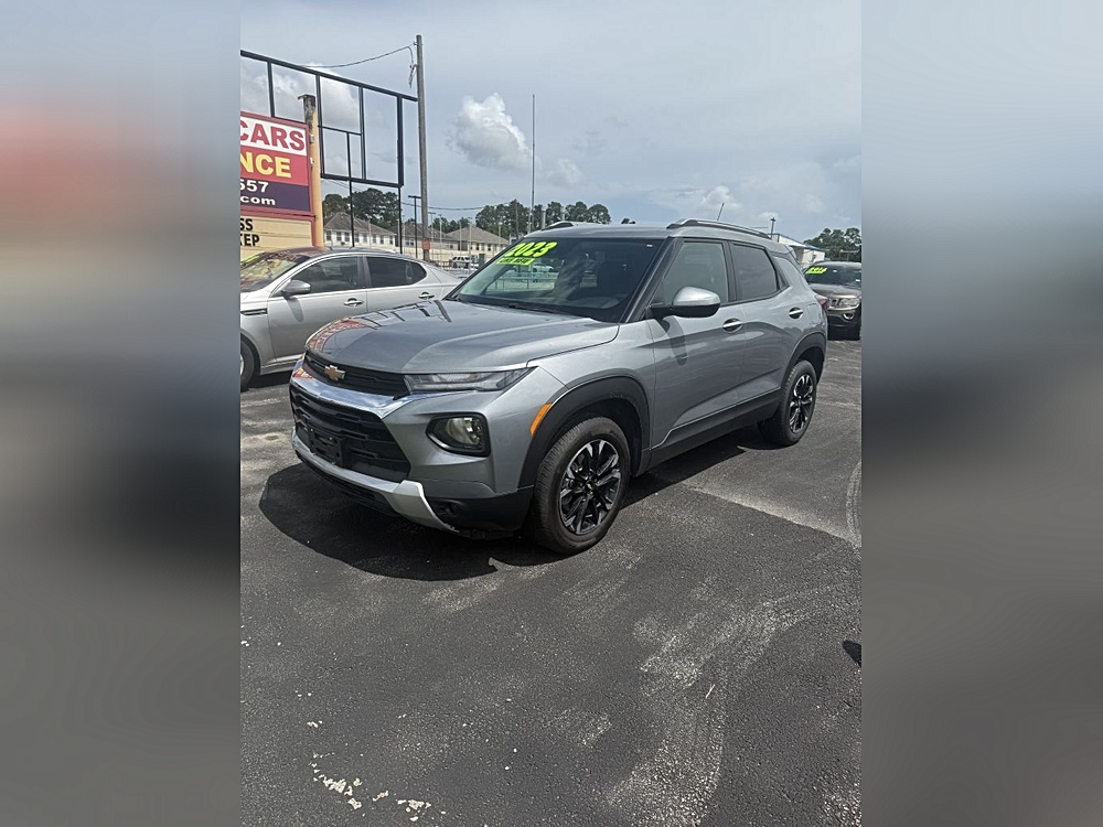 Photo 2 of 2023 Chevrolet Trailblazer LT for sale in Cypress, TX