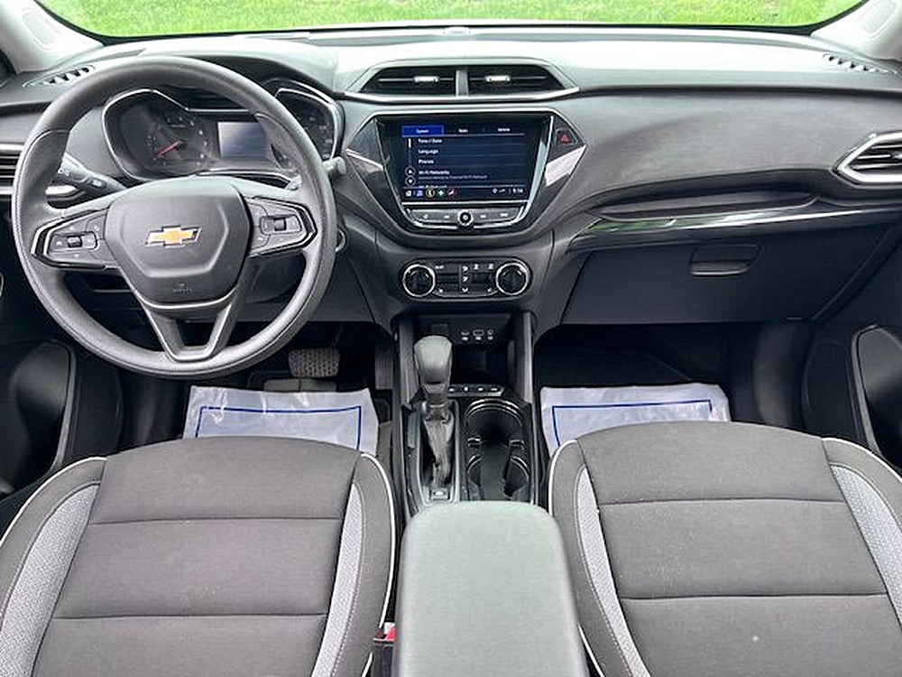 Photo 3 of 2023 Chevrolet Trailblazer LT for sale in Cypress, TX
