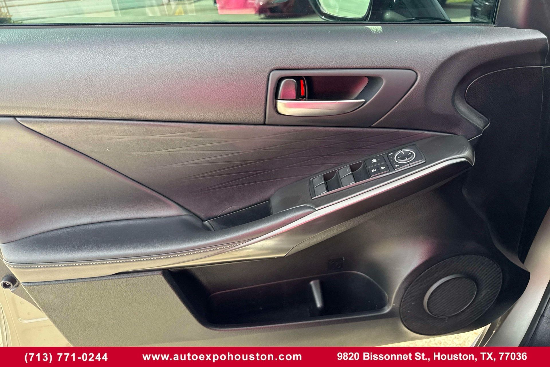 Photo 20 of 2022 Lexus Is 36 for sale in Houston, TX
