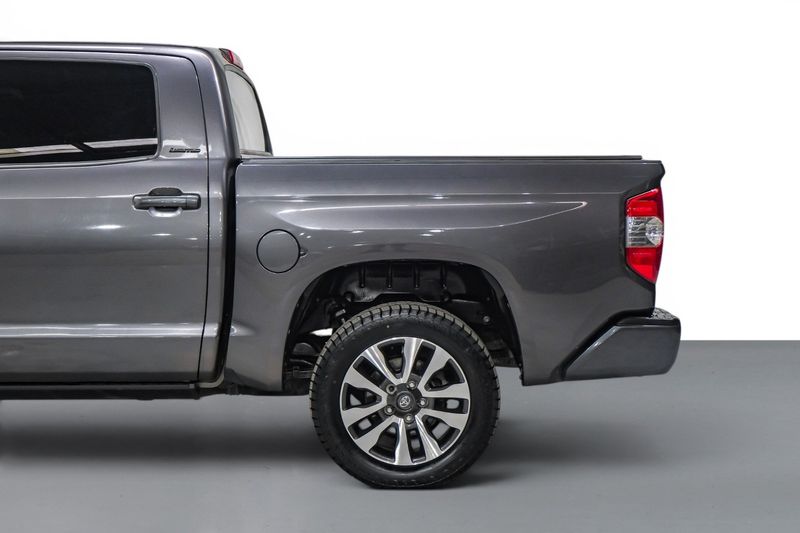Photo 10 of 2018 Toyota Tundra Limited for sale in Katy, TX